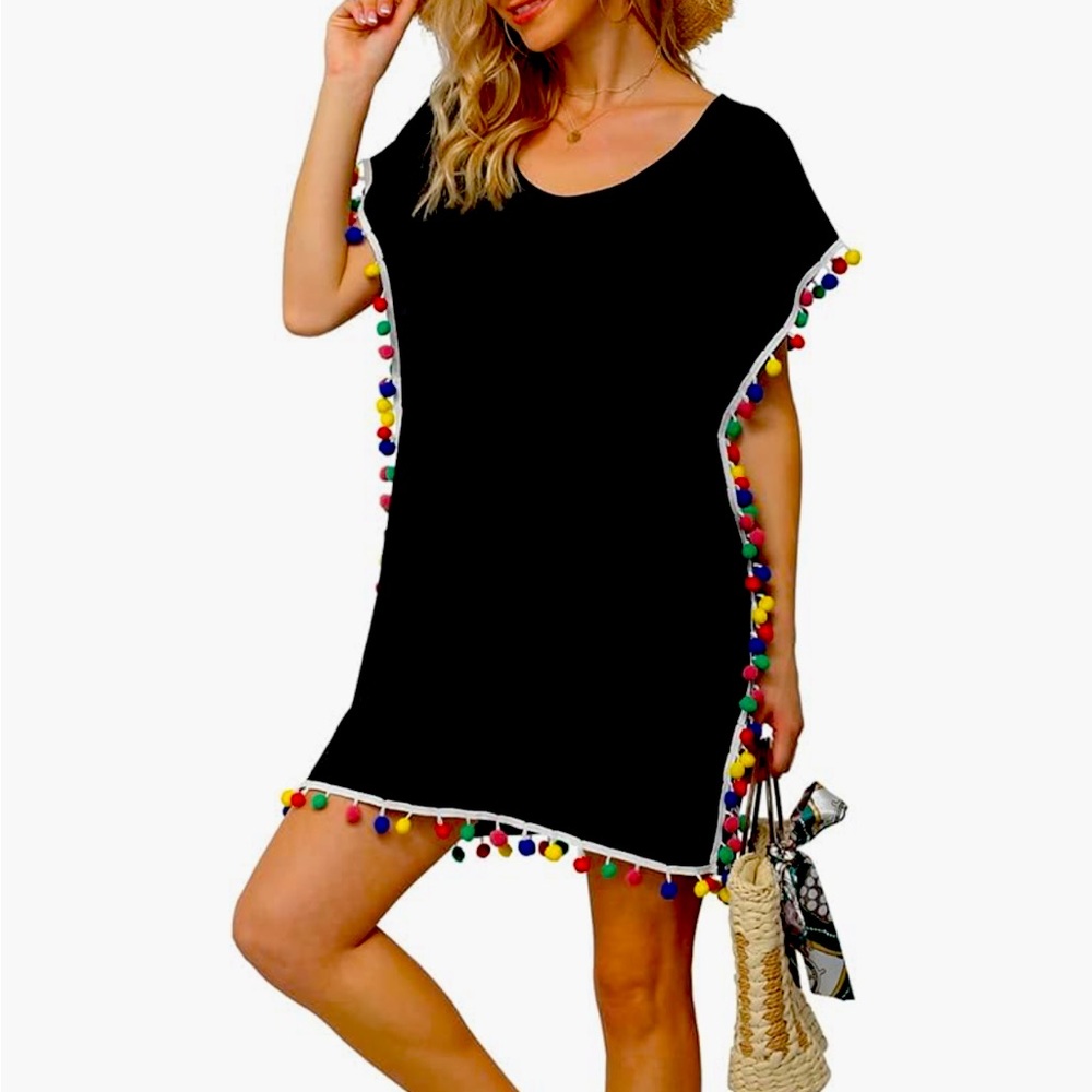 Pom Pom cover up 🌈